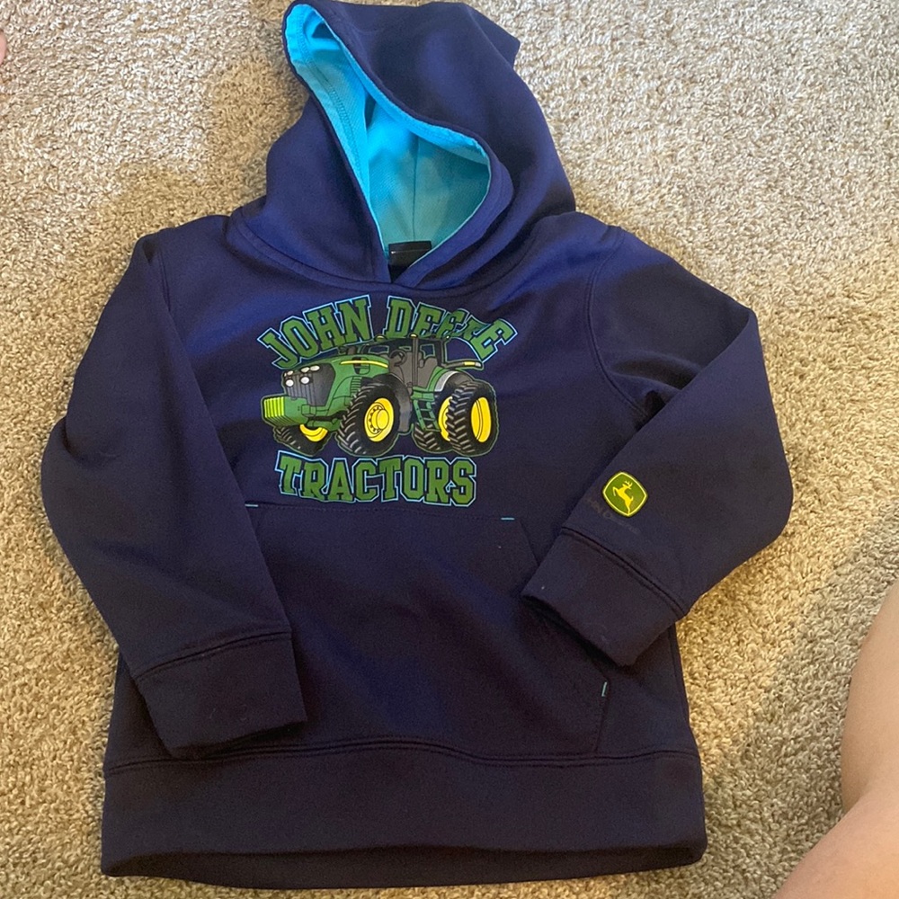 John Deere sweatshirt